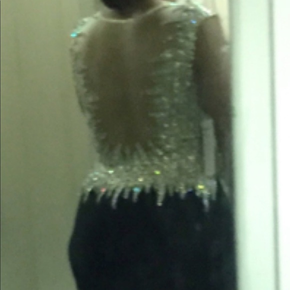 ‼️Close Out‼️ Black/Nude, With bead art like ice crystals - Picture 6 of 8